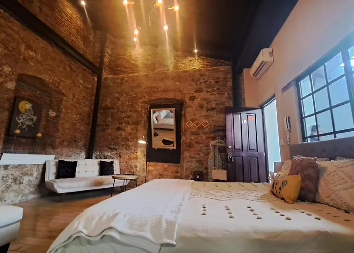 Historical Loft In Santa Ana: The Soul Of Panama